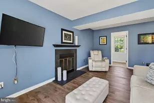 13400 Catoctin Ct, Herndon, VA 20170 - Photo 19