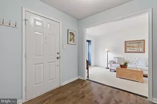 13400 Catoctin Ct, Herndon, VA 20170 - Photo 7