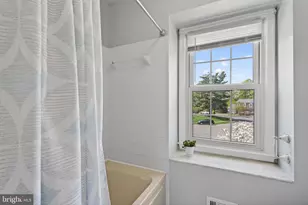 13400 Catoctin Ct, Herndon, VA 20170 - Photo 27