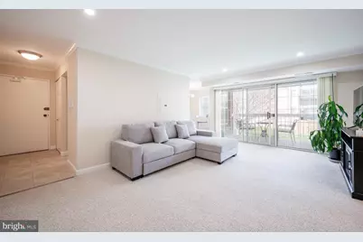 1954 Kennedy Drive #201, McLean, VA 22102 - Photo 3