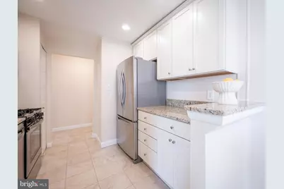 1954 Kennedy Drive #201, McLean, VA 22102 - Photo 5