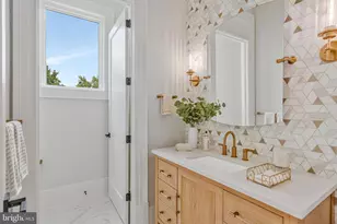 7007 Hector Rd, McLean, VA 22101 - Photo 11