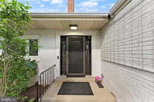 4418 Gilbertson Rd, Fairfax, VA 22032 - Photo 9