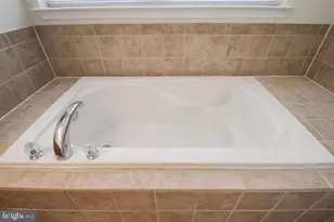 4426 Beechstone Ln, Fairfax, VA 22033 - Photo 17