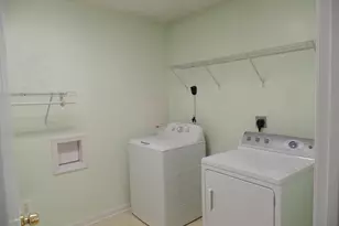 1910 Hillside Dr, Falls Church, VA 22043 - Photo 11