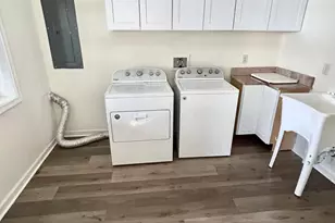 3301 Spring Ln, Falls Church, VA 22041 - Photo 13