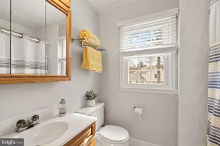 8805 Aquary Ct, Springfield, VA 22153 - Photo 23