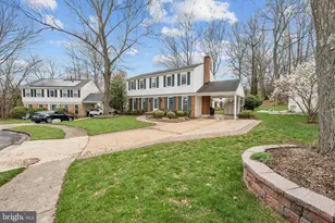 8805 Aquary Ct, Springfield, VA 22153 - Photo 39