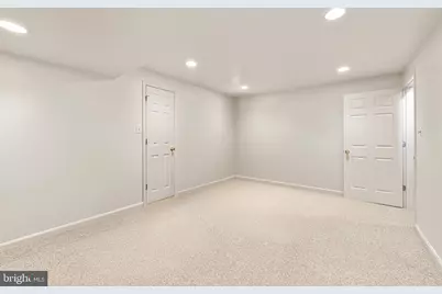 8805 Aquary Court, Springfield, VA 22153 - Photo 31