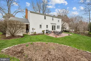 8805 Aquary Ct, Springfield, VA 22153 - Photo 37