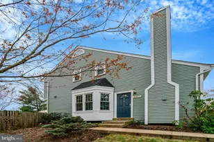 6477 Brick Hearth Ct, Alexandria, VA 22306 - Photo 3