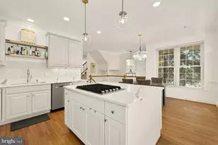 5420 Edsall Ridge Pl, Alexandria, VA 22312 - Photo 7