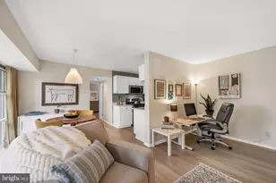 4909 Americana Dr, Annandale, VA 22003 - Photo 5