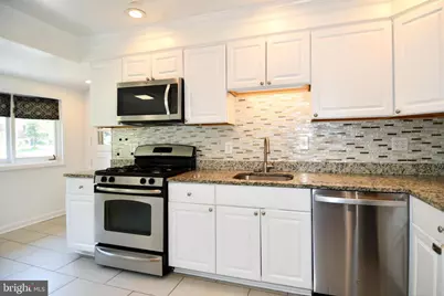 4842 Randolph Drive, Annandale, VA 22003 - Photo 7