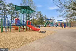 1134 Shannon Pl, Herndon, VA 20170 - Photo 45