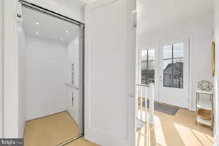 129 Park St NE, Vienna, VA 22180 - Photo 9