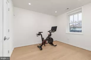 129 Park St NE, Vienna, VA 22180 - Photo 37