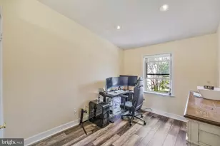 3913 Green Look Ct, Fairfax, VA 22033 - Photo 35