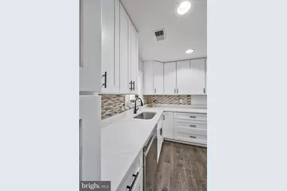 3913 Green Look Court, Fairfax, VA 22033 - Photo 11