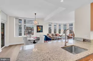 8220 Crestwood Heights Dr, McLean, VA 22102 - Photo 9