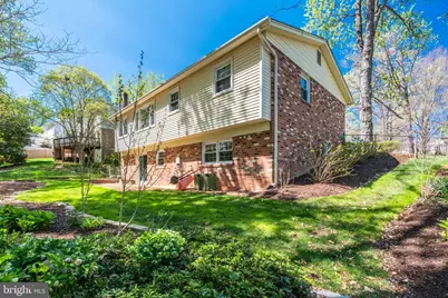 8709 Powder Horn Road, Springfield, VA 22152 - Photo 13