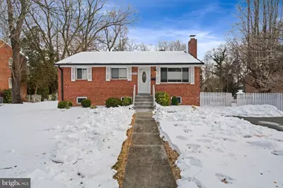 3903 Whispering Lane, Falls Church, VA 22041 - Photo 3