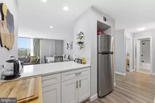 3245 Rio Dr, Falls Church, VA 22041 - Photo 11