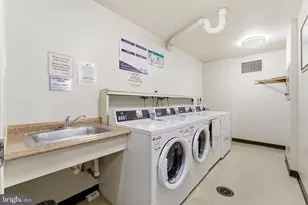 3245 Rio Dr, Falls Church, VA 22041 - Photo 25