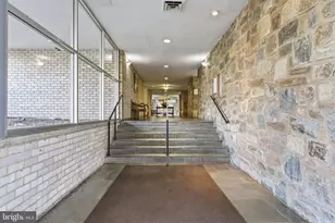 3245 Rio Dr, Falls Church, VA 22041 - Photo 29