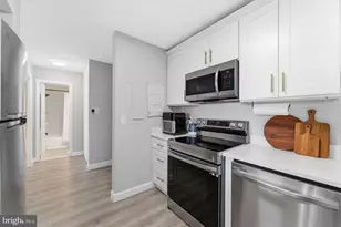 3245 Rio Dr, Falls Church, VA 22041 - Photo 9