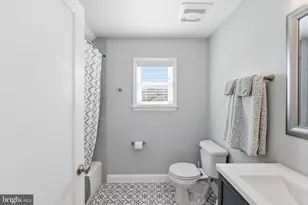 6710 Oak Dr, Alexandria, VA 22306 - Photo 27