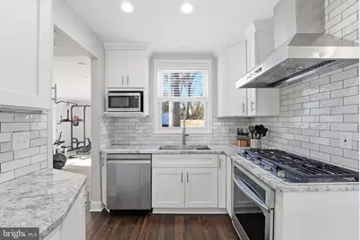 6710 Oak Drive, Alexandria, VA 22306 - Photo 9
