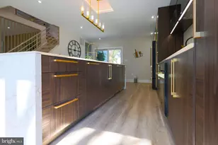 13622 Ellendale Dr, Chantilly, VA 20151 - Photo 11