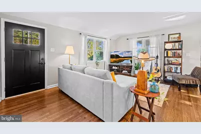 2722 Woodley Place, Falls Church, VA 22046 - Photo 9