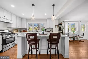 2722 Woodley Pl, Falls Church, VA 22046 - Photo 19