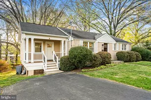 2722 Woodley Pl, Falls Church, VA 22046 - Photo 3