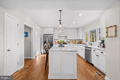 2722 Woodley Place, Falls Church, VA 22046 - Photo 3