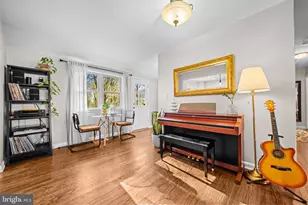 2722 Woodley Pl, Falls Church, VA 22046 - Photo 11