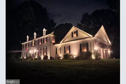 9217 Jeffery Road, Great Falls, VA 22066 - Photo 1