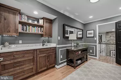 9217 Jeffery Road, Great Falls, VA 22066 - Photo 31