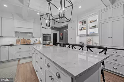 9217 Jeffery Road, Great Falls, VA 22066 - Photo 19