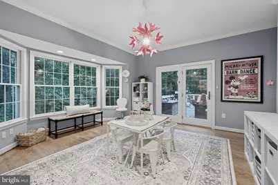 9217 Jeffery Road, Great Falls, VA 22066 - Photo 11