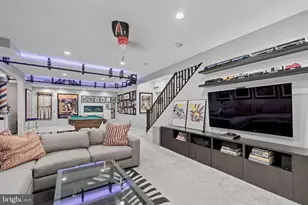 9217 Jeffery Rd, Great Falls, VA 22066 - Photo 53