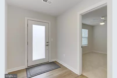 14176 Gypsum Loop, Chantilly, VA 20151 - Photo 3