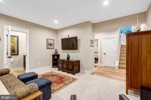 105 Courthouse Rd SW, Vienna, VA 22180 - Photo 51