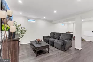 8271 Raindrop Way, Springfield, VA 22153 - Photo 27