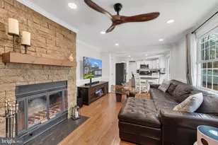 8271 Raindrop Way, Springfield, VA 22153 - Photo 11