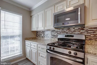 14730 Basingstoke Loop, Centreville, VA 20120 - Photo 9