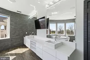 6600 Reserves Hill Ct, Annandale, VA 22003 - Photo 45