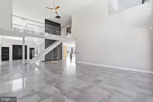 6600 Reserves Hill Ct, Annandale, VA 22003 - Photo 3